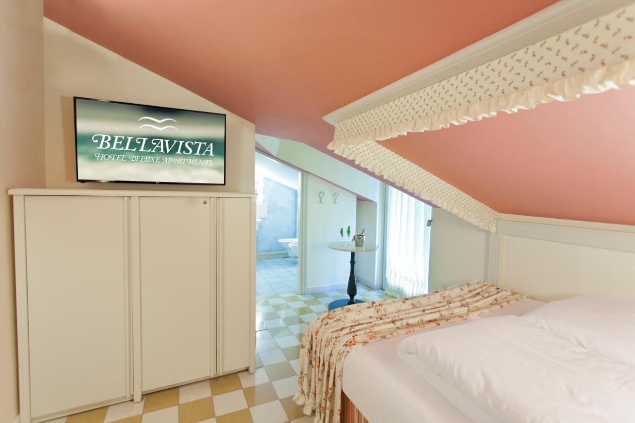 Bellavista Lakefront Hotel & Apartments Riva del Garda Exterior photo